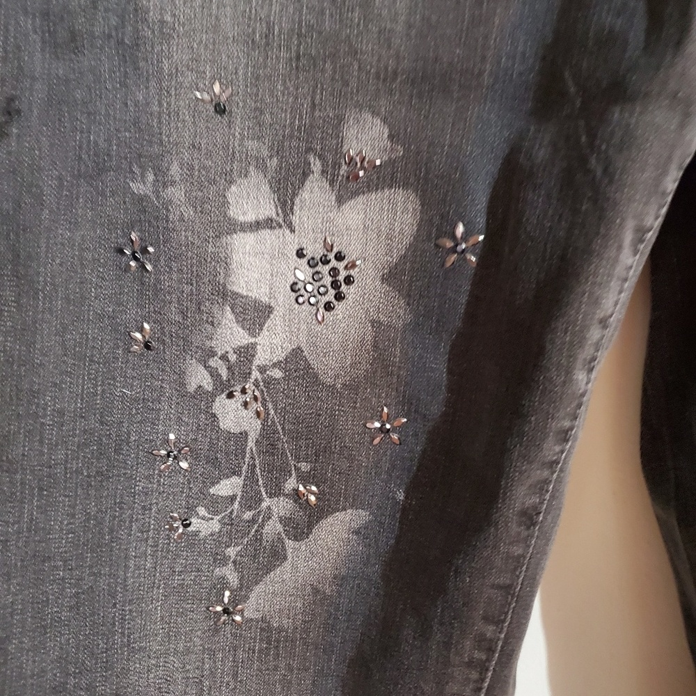 Faded jeans - Picture 2 of 4